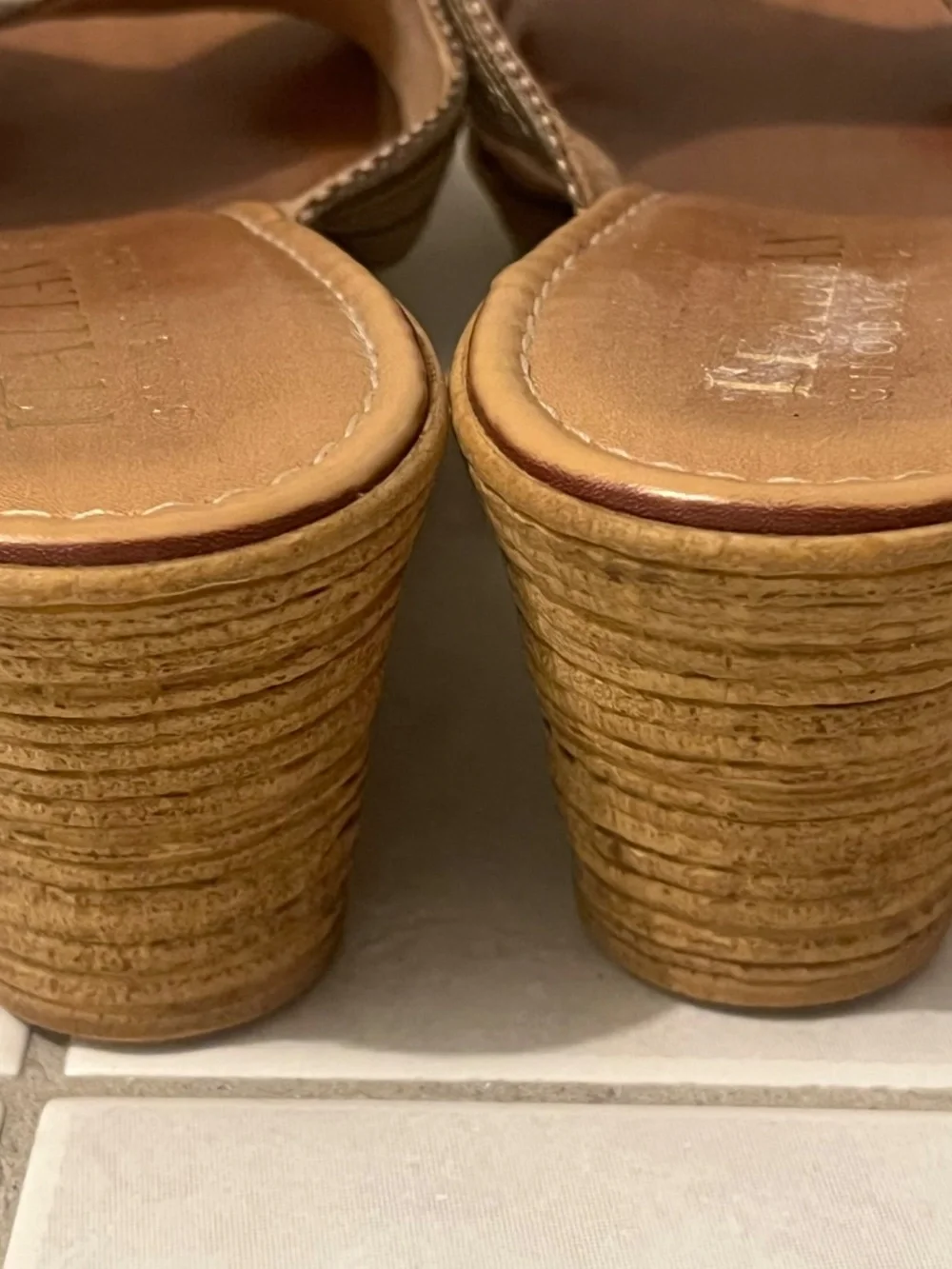 Italian Shoemakers Wedge Sandals Sz 9 Made in Italy